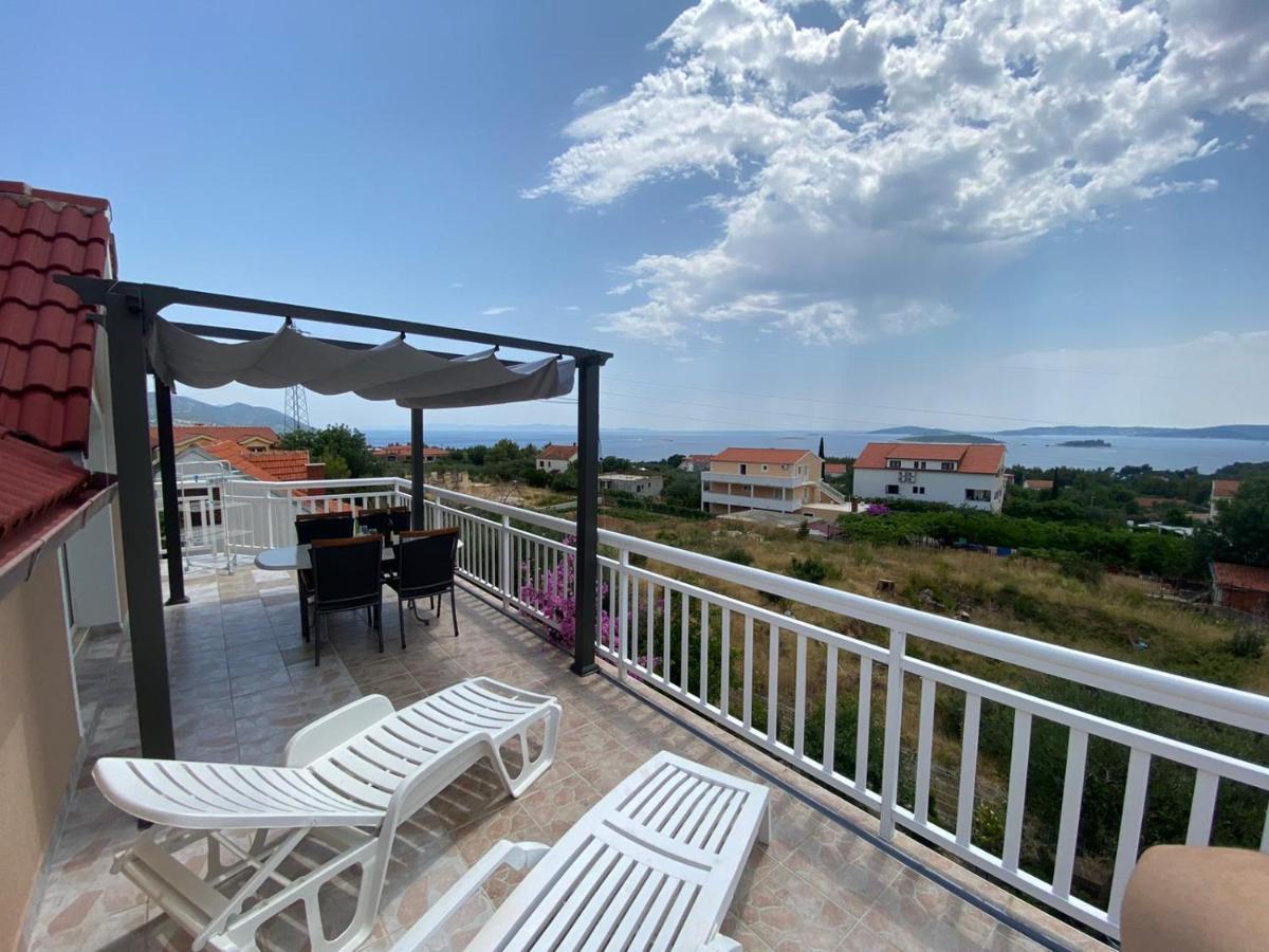 Apartments Mara Оребич Екстер'єр фото